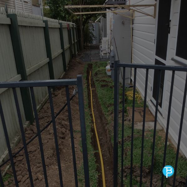 Gas fitting installation